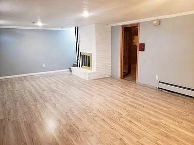 Building Photo - 63 Baylor St