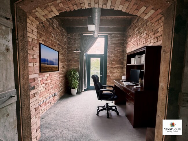 Foto del edificio - Large 1 Bed 1 Bath Boardwalk Customized Co...