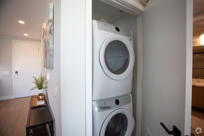 2HAB, 1BA - 908 ft² - 150 Berendo