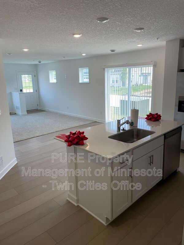 Building Photo - 14961 Archdale Ln