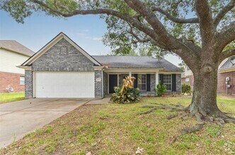 Building Photo - 14622 Bladenboro Dr