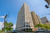 Primary Photo - 6171 N Sheridan Rd