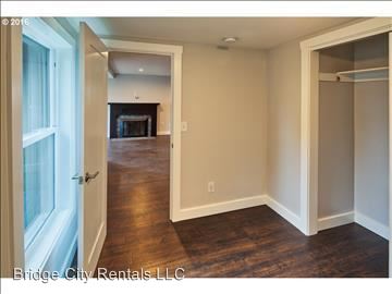 Foto del edificio - 7913 SE Henderson St