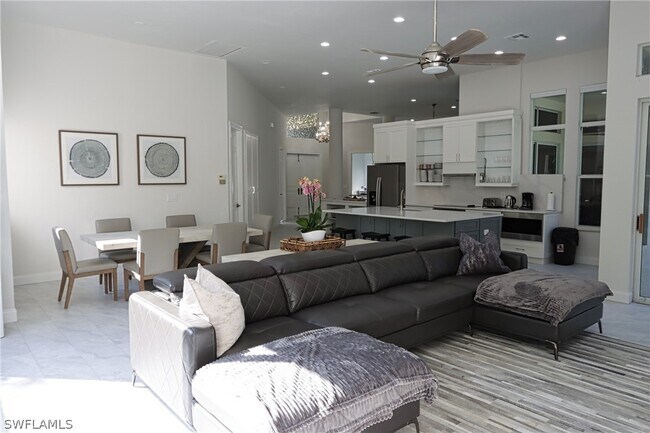 Foto del edificio - 3310 Riverpark Ct