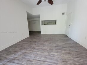 Building Photo - 4844 N State Rd 7