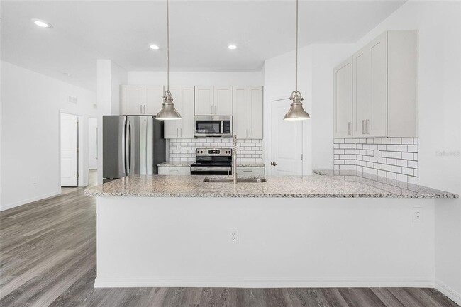 Building Photo - 5205-5207 30th St SW - 5205