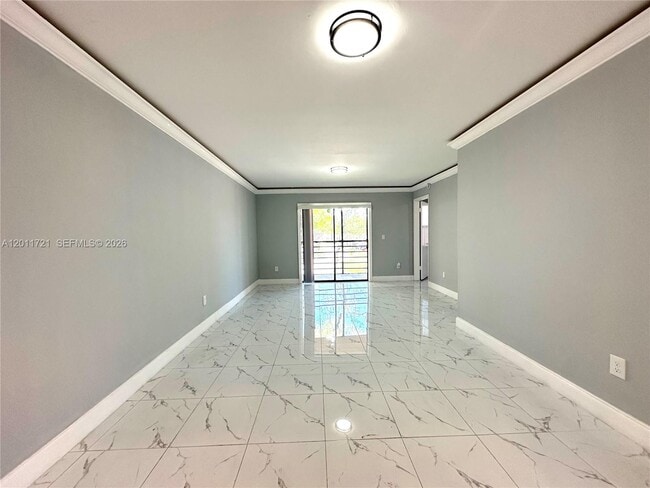 Foto del edificio - 871 NE 207th Terrace