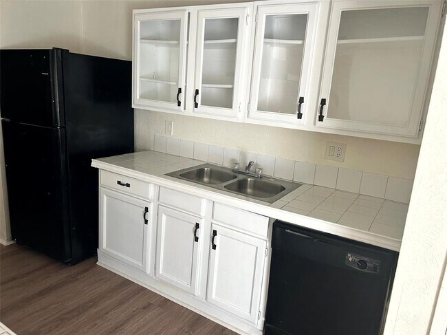 Foto del edificio - 4911 Porter Ridge Dr