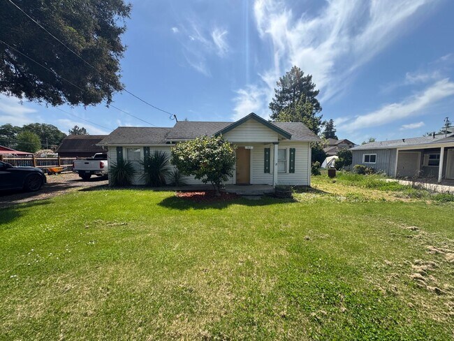 Foto del edificio - Quaint home in Hucrest