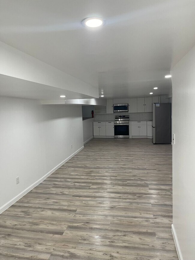 Foto del edificio - 258 Greeley Ave