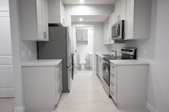 Building Photo - 1455 Cherniak Way SW