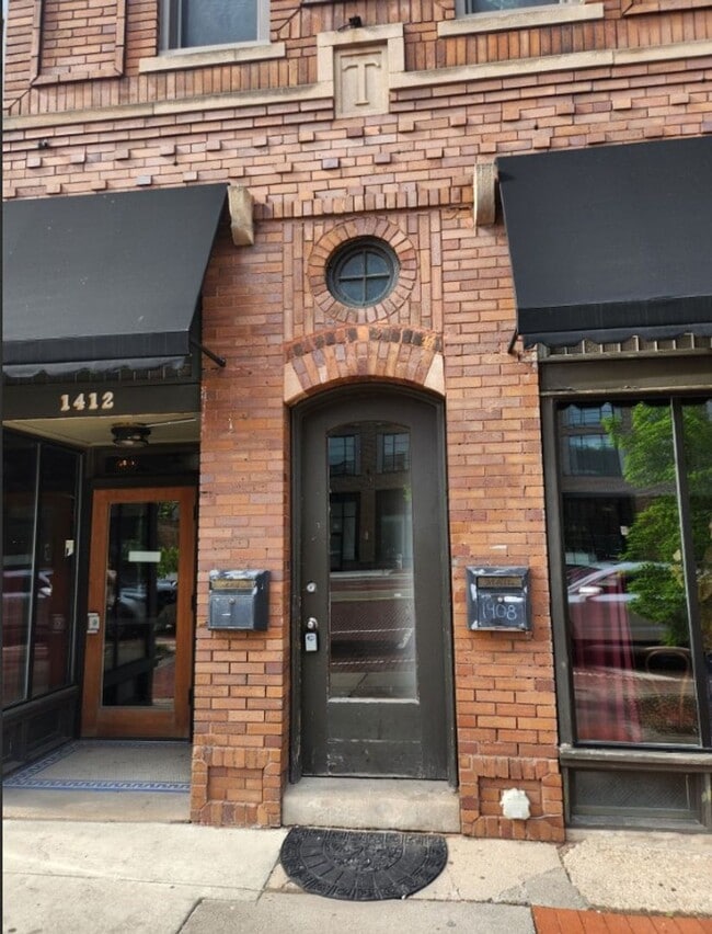 Interior Photo - Branch Lofts