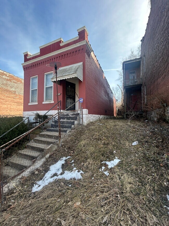 Foto del edificio - 2028 E Prairie Ave
