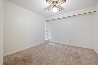 Building Photo - 18121 Atkinson Ln