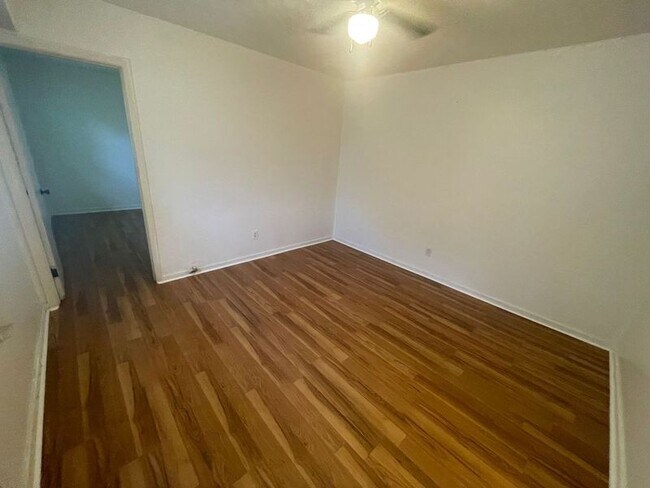 Foto del edificio - 3738 Bailey Ave
