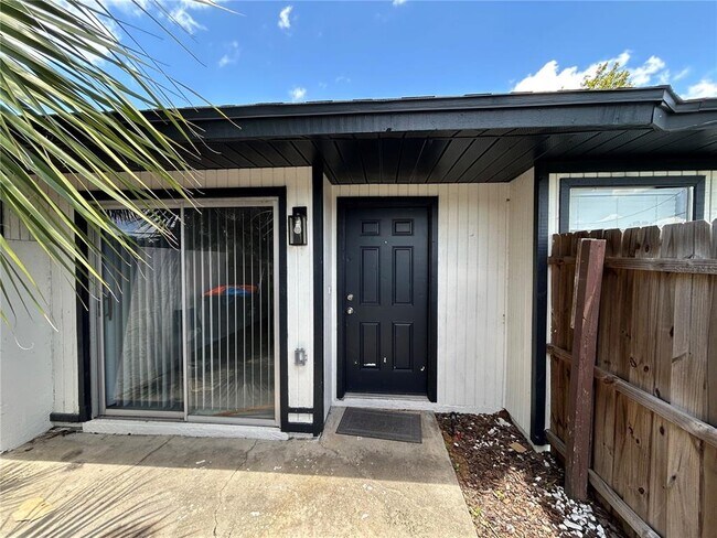 Foto del edificio - 2955 SE 53rd Ct