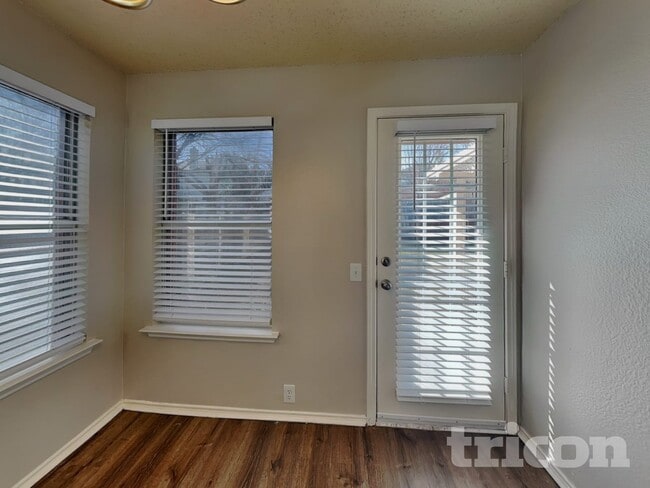 Building Photo - 821 Stafford Station Dr