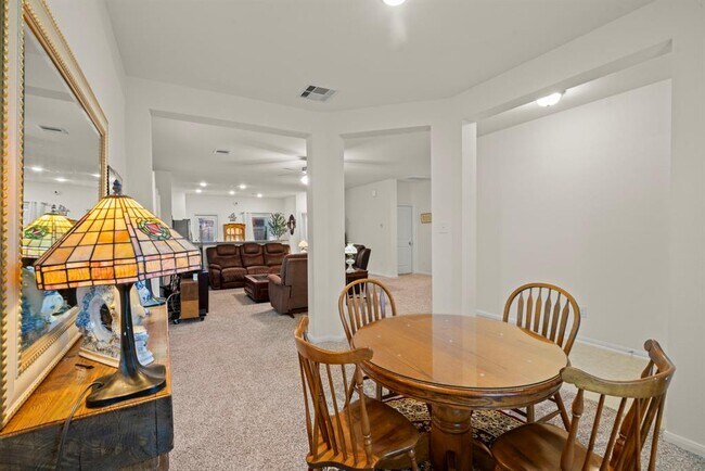 Foto del edificio - 10510 Watershed Dr