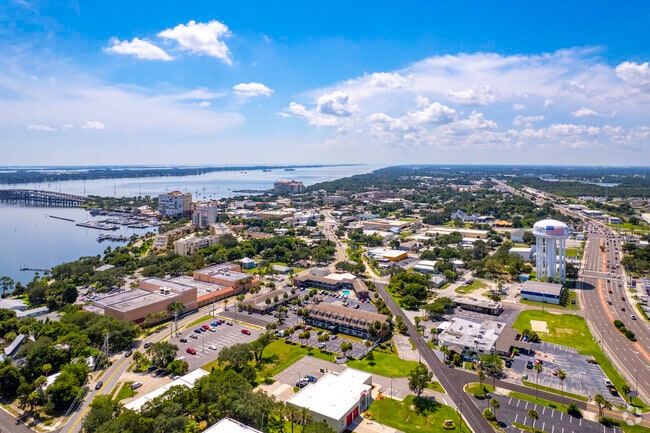 301 Forrest Ave Cocoa, FL 32922 - Cocoa Village Flats