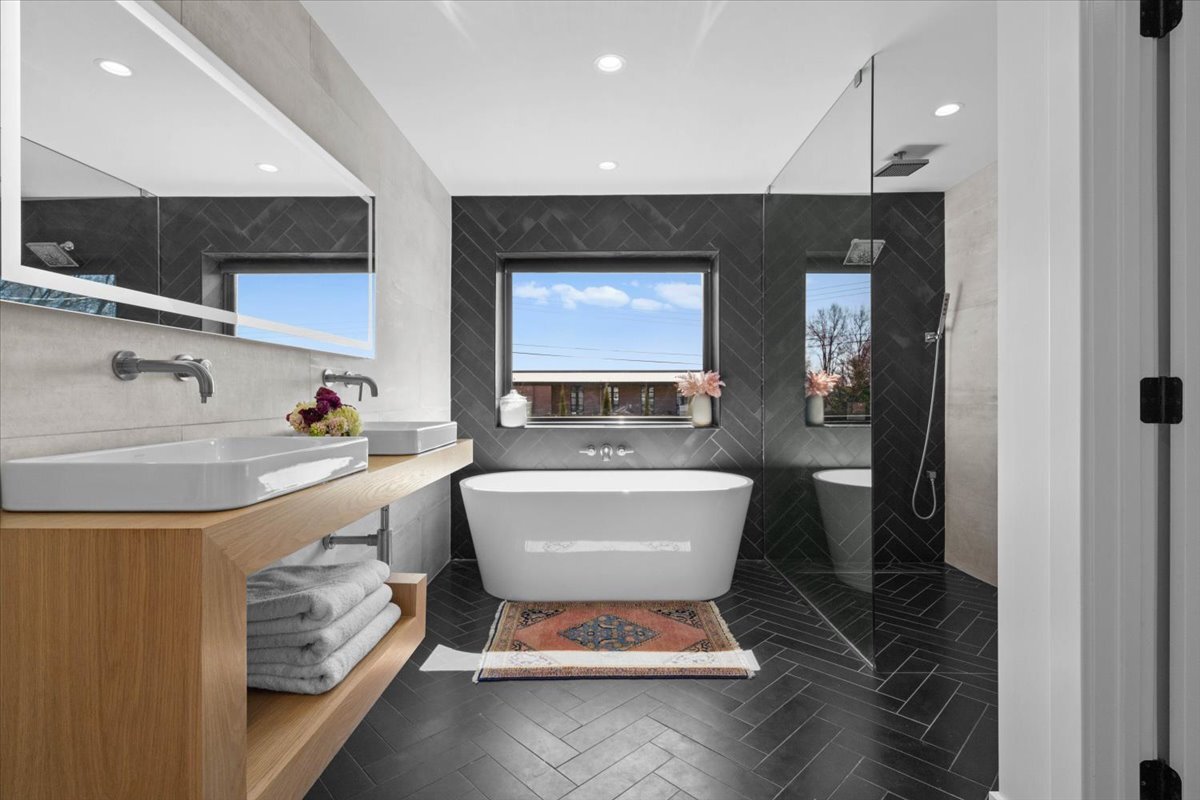 3509 W 93rd St, Leawood, KS 66206 House Rental in Leawood, KS