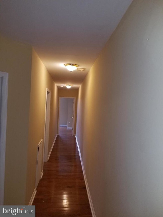 Foto del edificio - 2119 W Ontario St