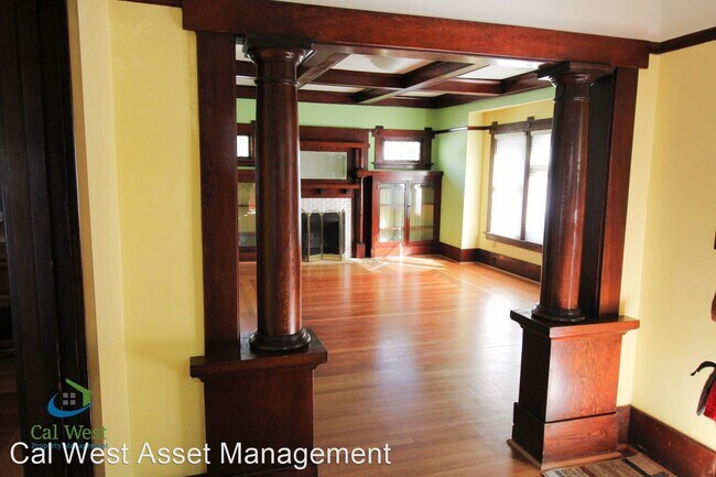 Foto del edificio - 2 br, 1 bath House - 339 S 16th St
