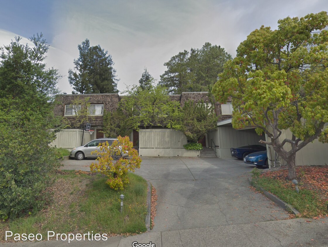230 San Andreas Dr, Novato, CA 94945 Room for Rent in Novato, CA