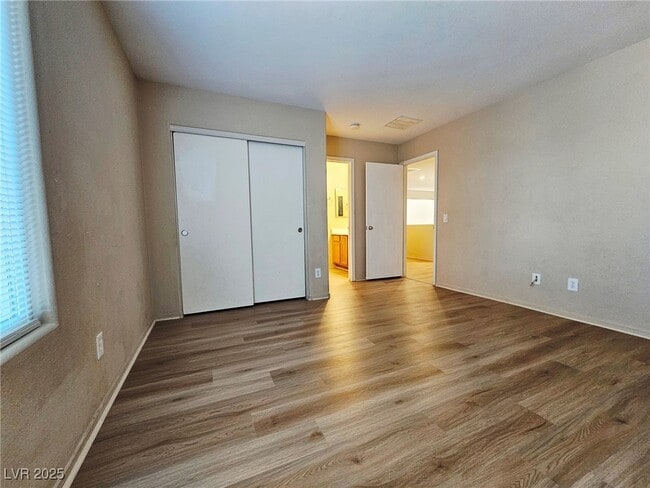 Building Photo - 7141 Mercurio Ave