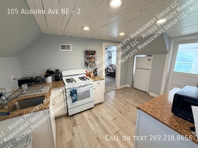 Foto del edificio - 105 Auburn Ave NE