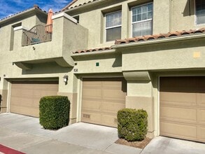 Building Photo - 108 Trilogy St