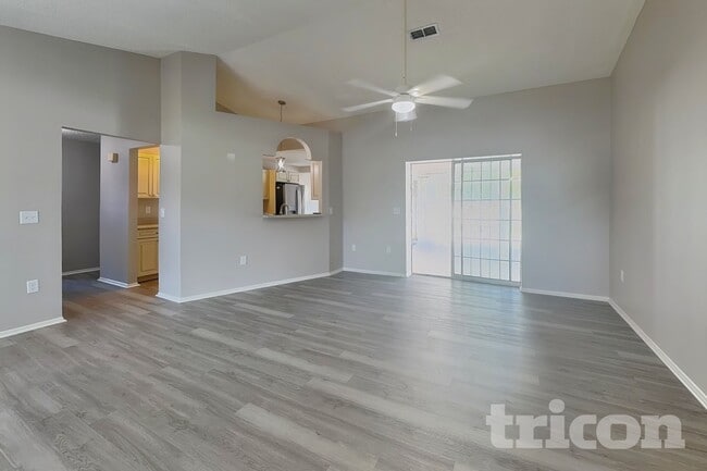 Building Photo - 5150 Ashton Pines Ln