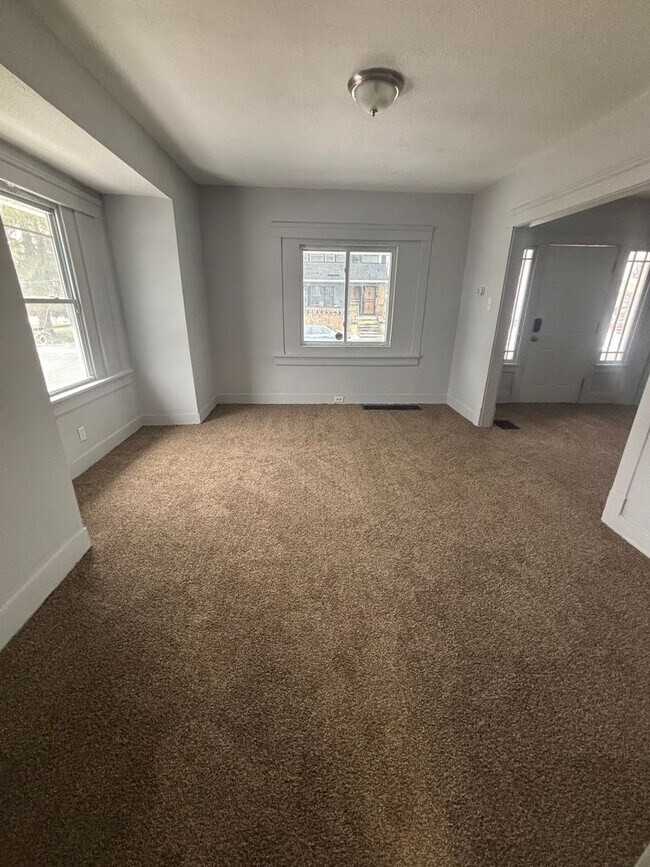 Foto del edificio - 3bd Single Cash Pay/Section 8