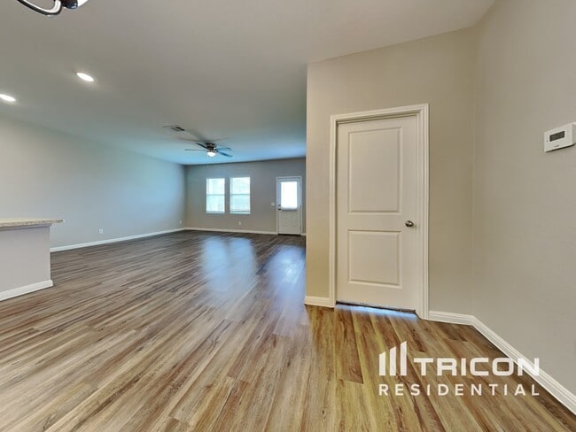 Building Photo - 871 Bunton Reserve Blvd
