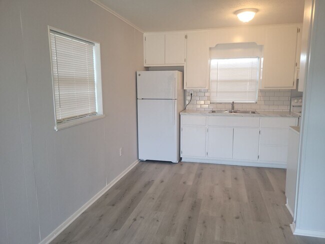 Foto del edificio - 2 Bedroom, 1 Bath