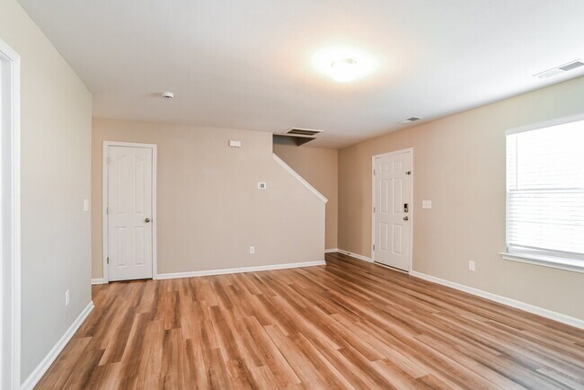 Foto del edificio - 311 Hunslet Cir