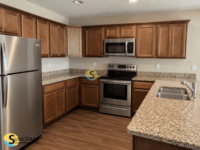 Foto del edificio - 8790 Kaye Ln