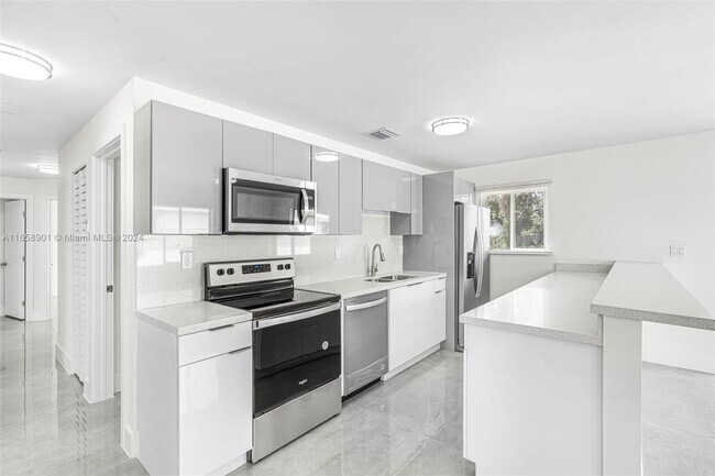 Foto del edificio - 933 NW 50th St