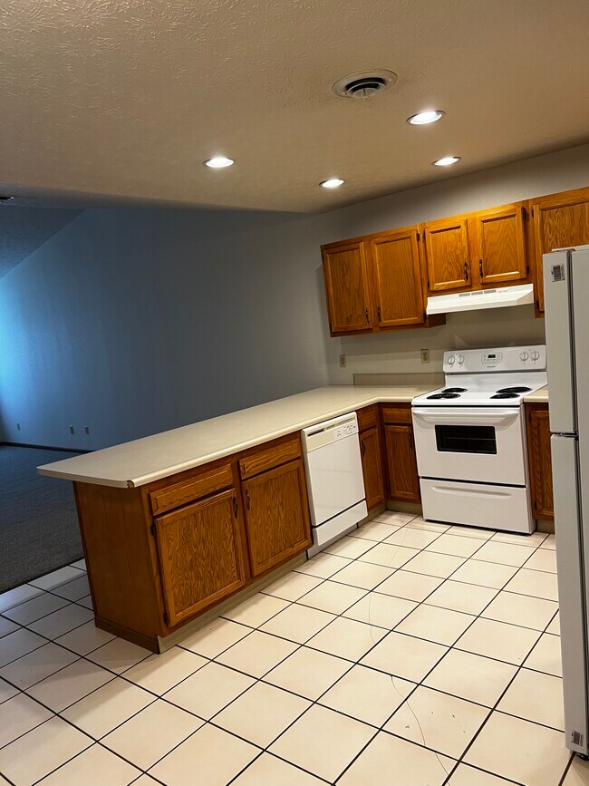 Foto del edificio - 1198 Abbott Cir