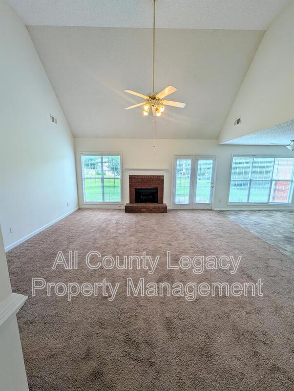 Building Photo - 1491 Elena Dr