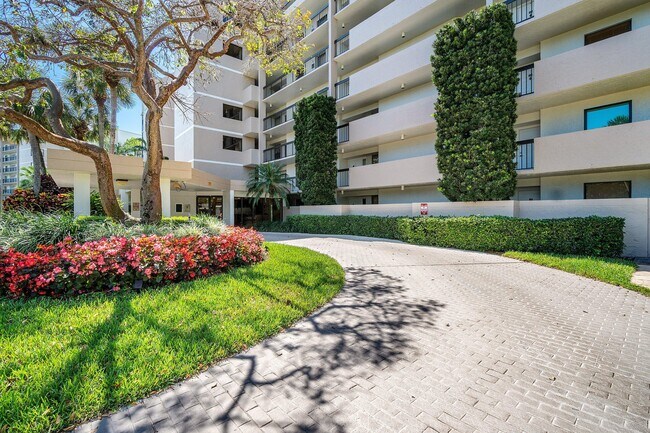 Foto del edificio - 6662 Boca Del Mar Dr