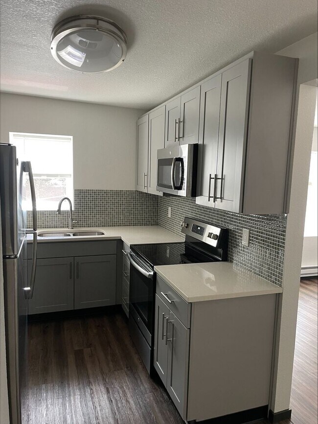 Foto del edificio - 2110 NE 65th St