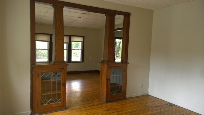 Foto del edificio - 612 N Washington St