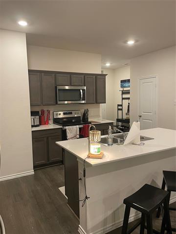 Foto del edificio - 468 Unbridled Rd