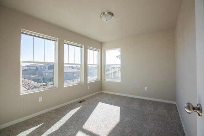 Foto del edificio - Beautiful Single-Family Home in NE Ft. Col...