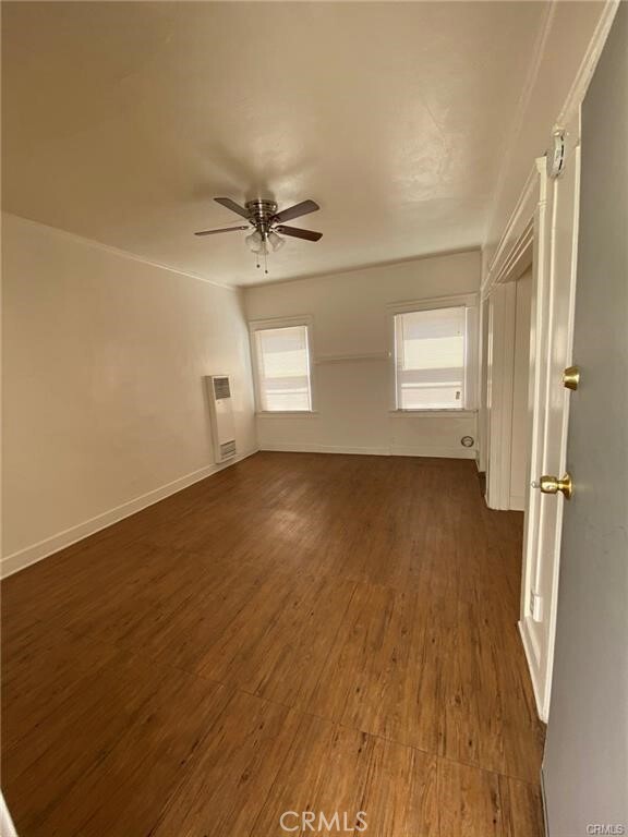 Foto del edificio - 551 W 10th St