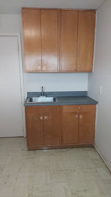 Foto principal - 1200 N Ventura Rd