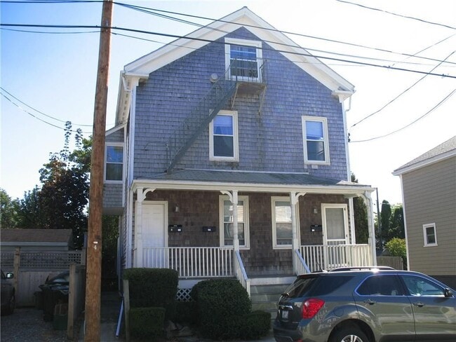 Building Photo - 15 Webster St