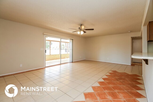 Foto del edificio - 7417 E Edgewood Ave