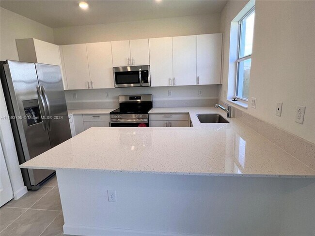 Building Photo - 29263 SW 163RD Ct