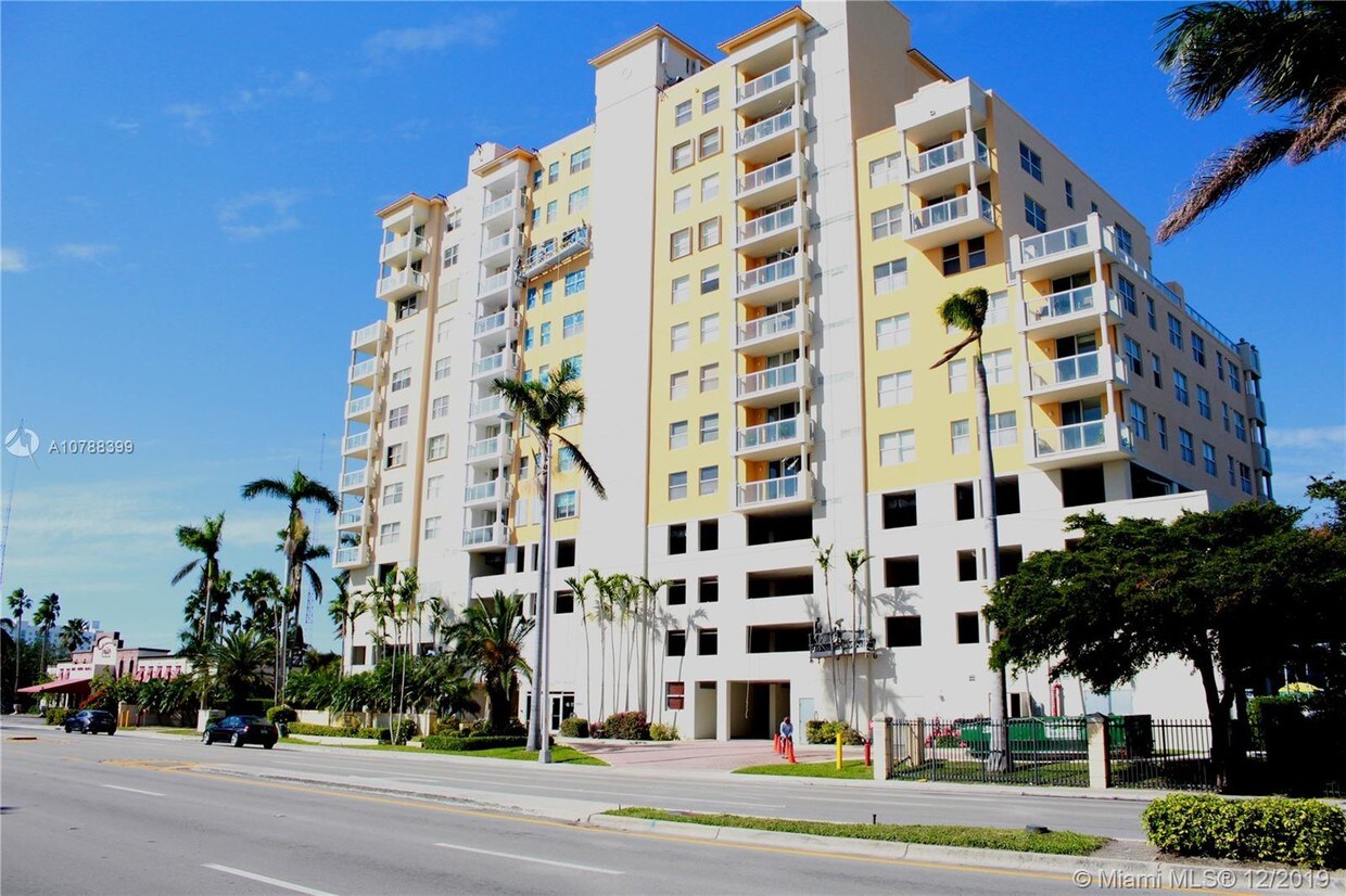 Foto principal - 1625 John F Kennedy Causeway
